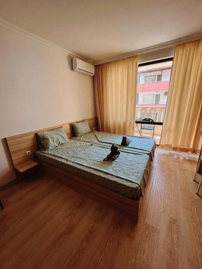 בורגאס Lovely Studio Apartment On The Beach מראה חיצוני תמונה