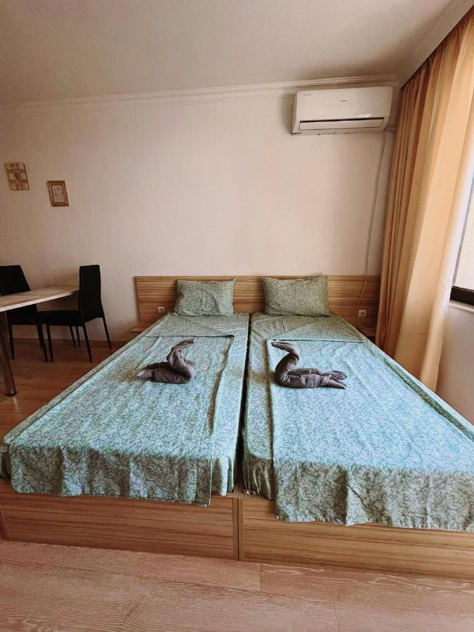 בורגאס Lovely Studio Apartment On The Beach מראה חיצוני תמונה