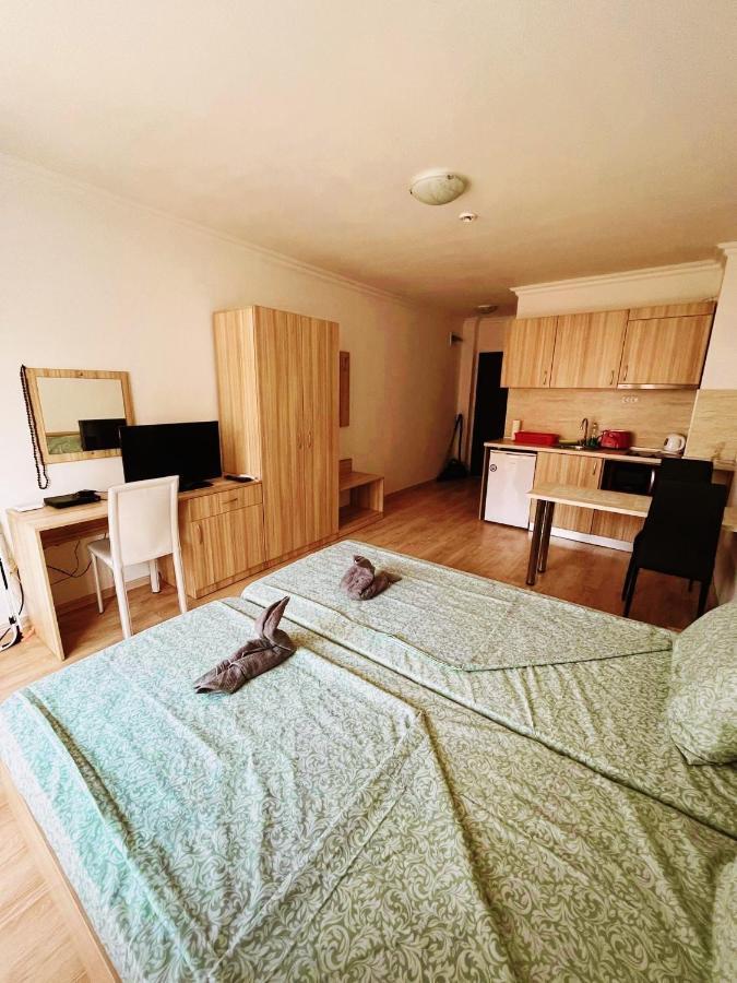 בורגאס Lovely Studio Apartment On The Beach מראה חיצוני תמונה